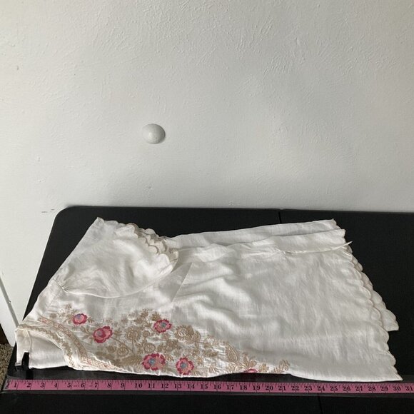 Andree by Unit Top Women 1X Floral Embroidered Short‎ Sleeve Lightweight Blouse - Picture 11 of 12